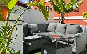 Agradable casa con terraza